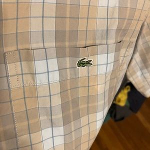 Button up short sleeve shirt